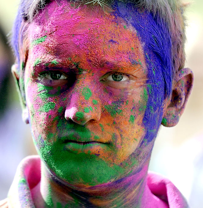 dnews FestivalofColor