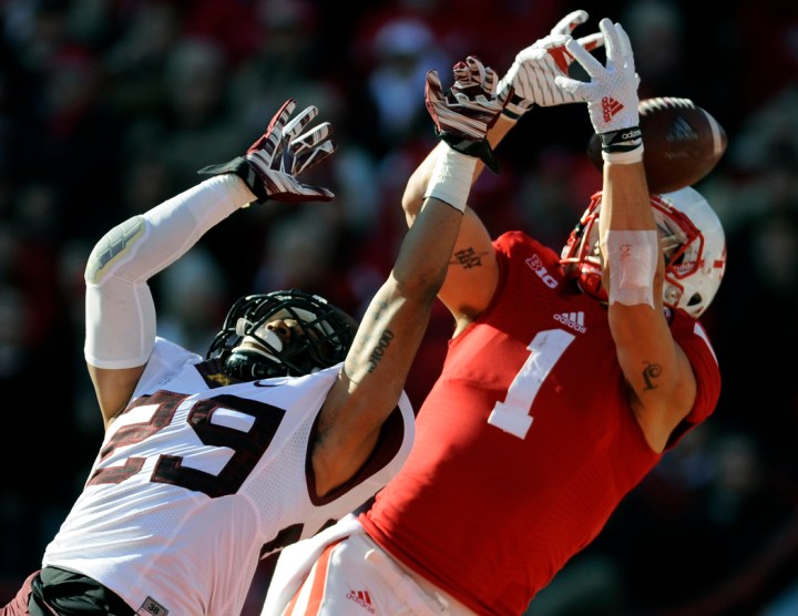 Nebraska Cornhuskers wide receiver Jordan Westerkamp (1) misses the game winning touchdown grab over Minnesota Golden Gophers defensive back Briean Boddy-Calhoun (29) during a game on Saturday at Memorial Stadium in Lincoln. (© Matt Gade)